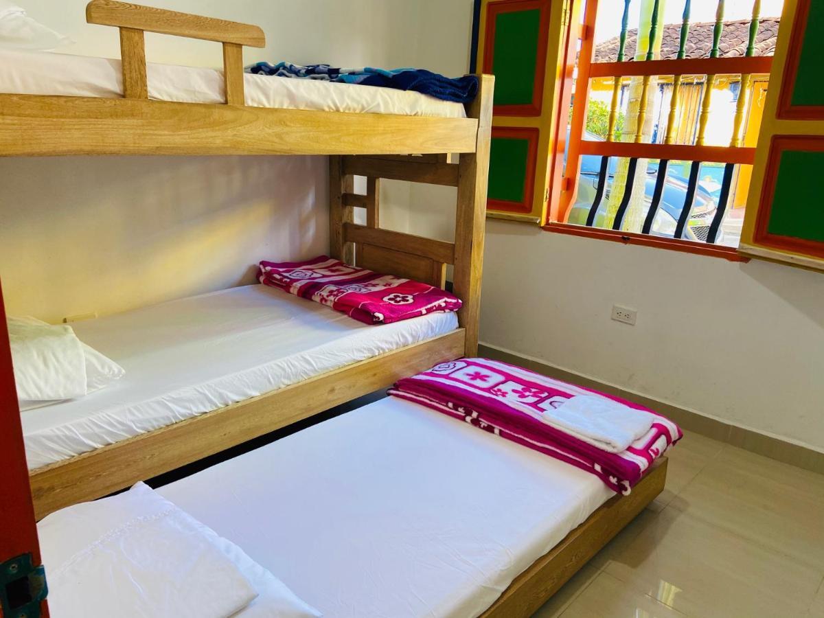 Casa Hostal Las Palmeras Guatapé Екстериор снимка