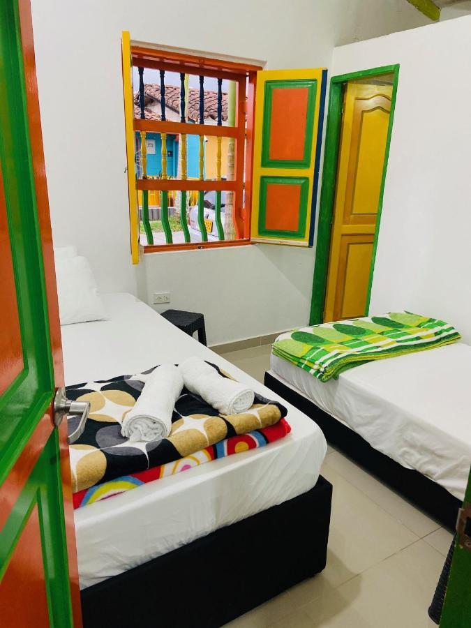 Casa Hostal Las Palmeras Guatapé Екстериор снимка